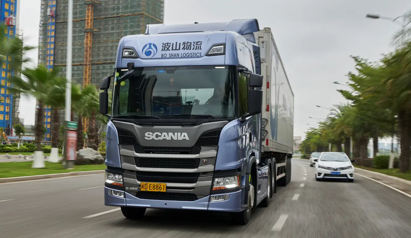 Scania investe €2 bilhões e inaugura megafábrica na China com foco em caminhões pesados e tecnologia limpa