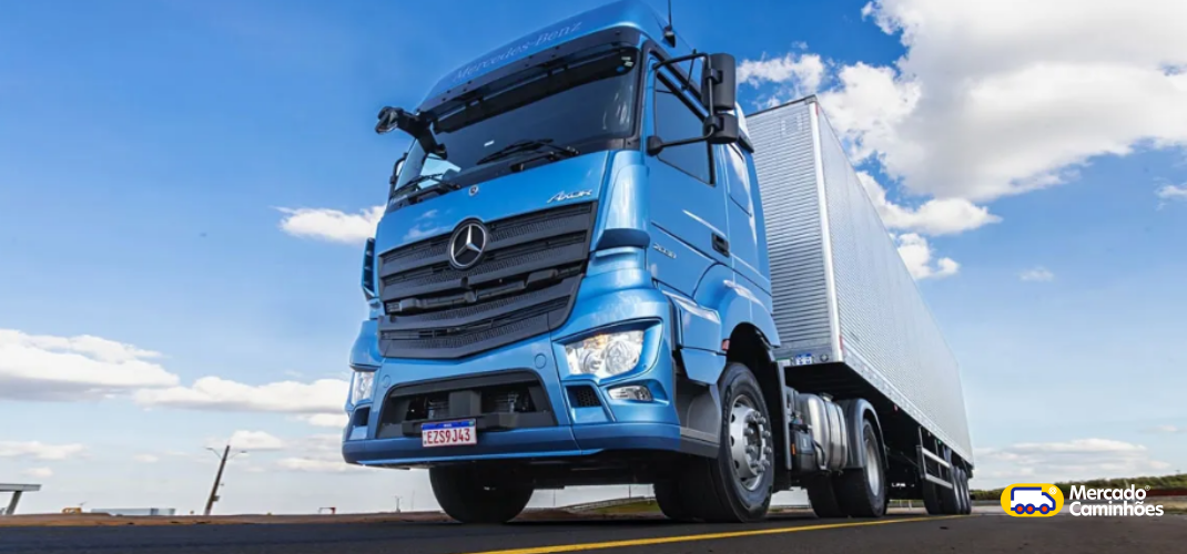 Soluções Mercedes-Benz para transporte e logística  ganham destaque na TranspoSul 2025